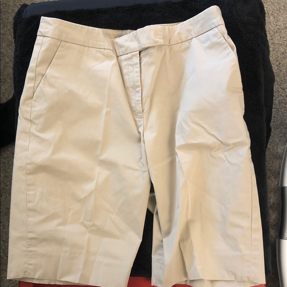 Jones New York Tan Khaki Shorts